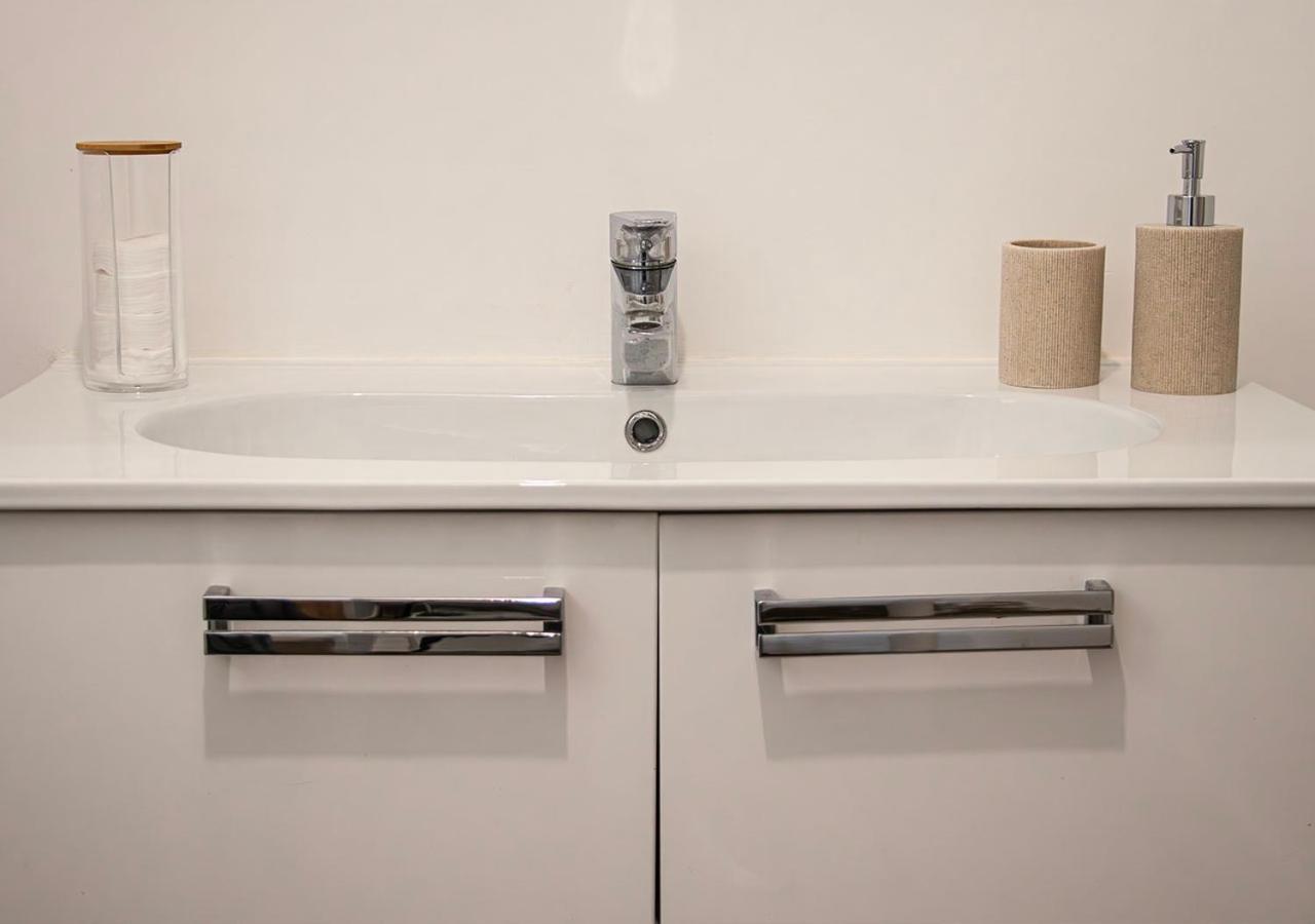 Bel Appartement - Proximite Maisons De Champagne - Wifi 랭스 외부 사진